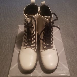 Womens Lace Boots